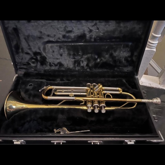 Jupiter Trumpet with Case. - Picture 4 of 5